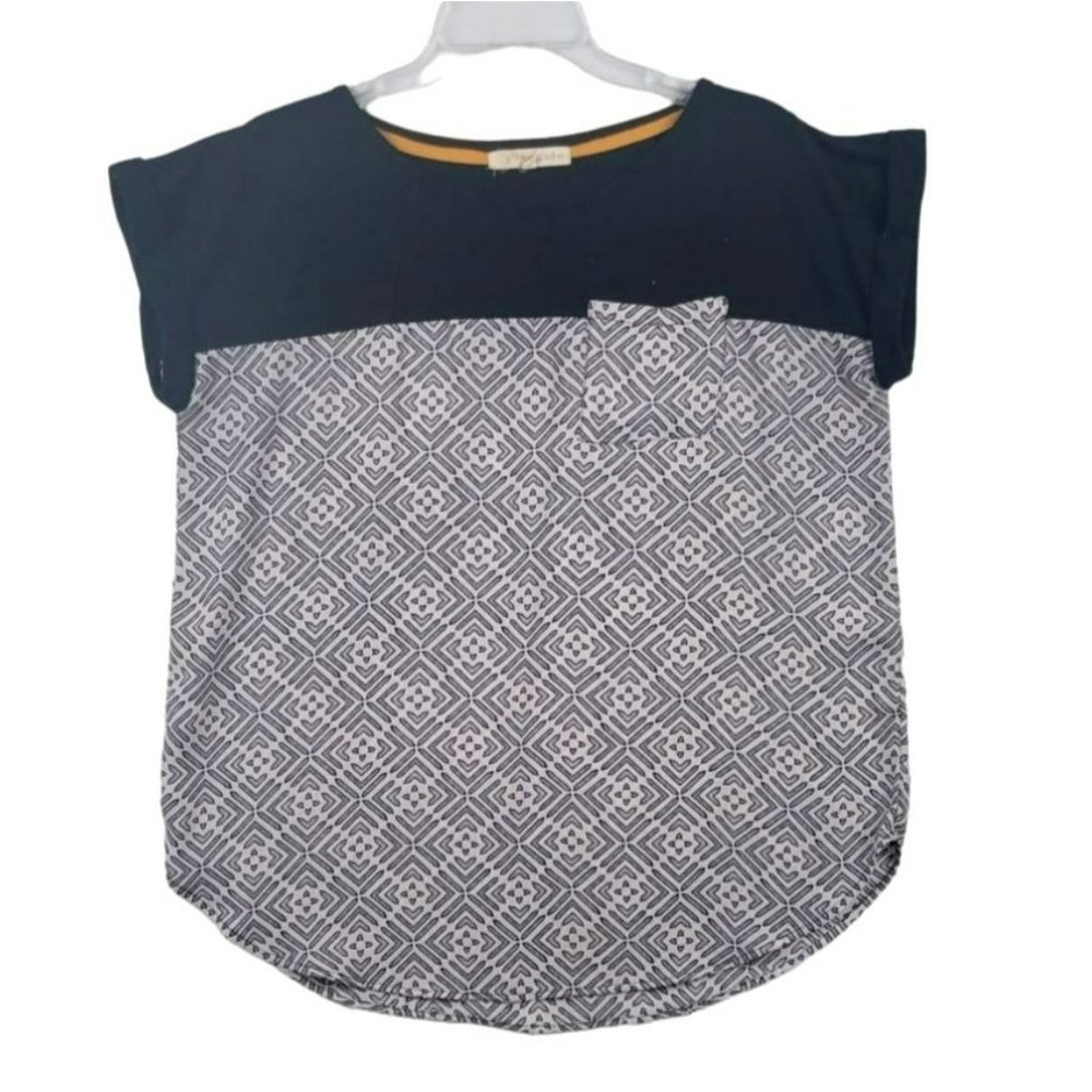 Rewind Color Block Black & White Geometric Pattern Short Sleeve Blouse Size XL